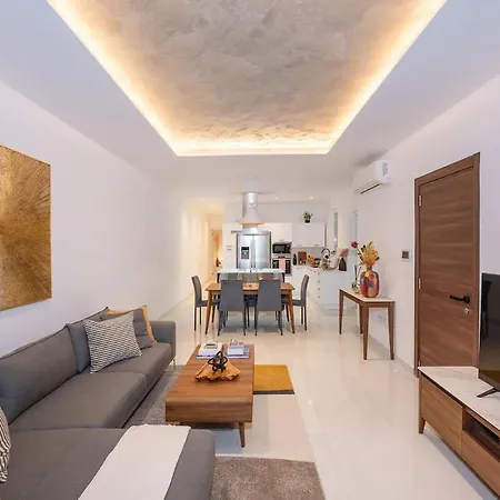 New Luxury Penthouse * St. Paul's Bay