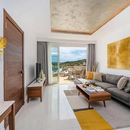 New Luxury Penthouse